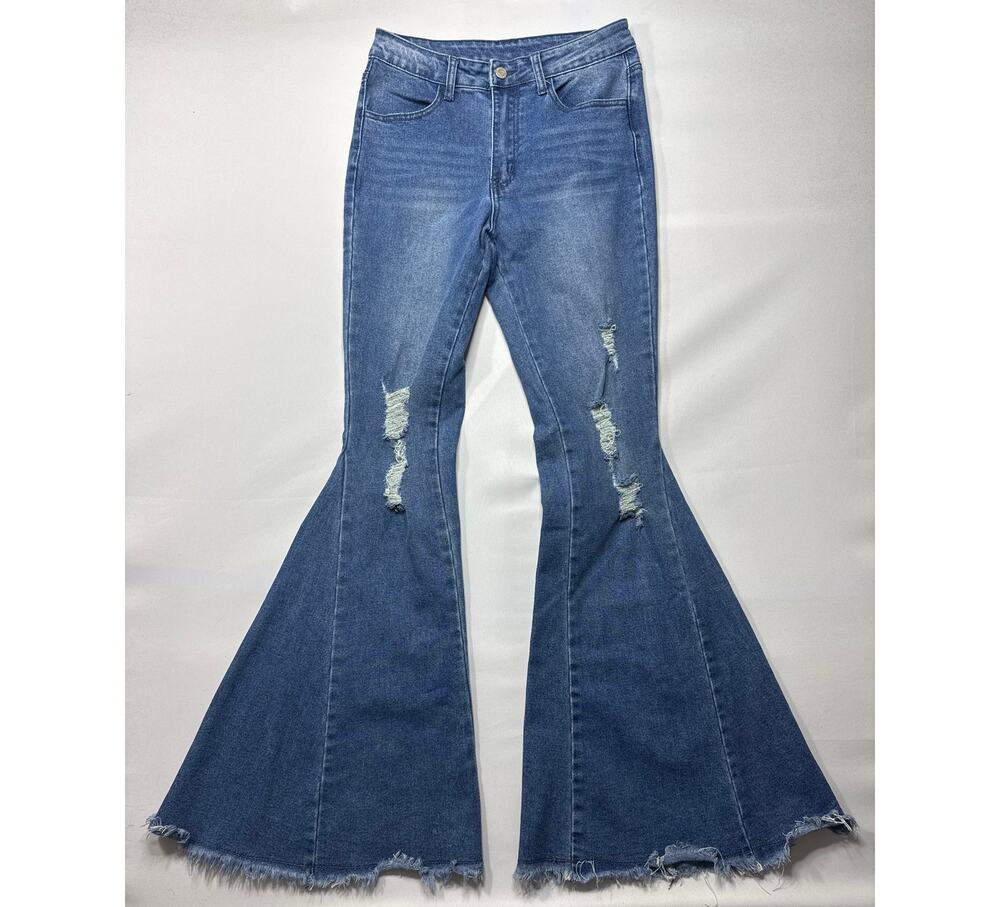 Saints & Hearts Women's Frayed Hem Super Flare Blue Jeans‎ - Size M (28x34)